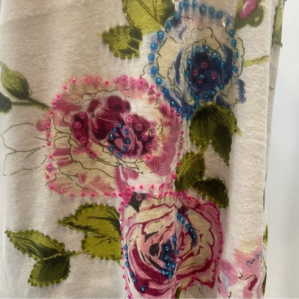 Forbidden Elegant Floral V-Neck Blouse. Beaded. Size XL. - Picture 2 of 12